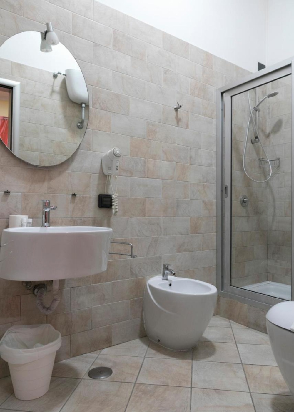 Hotel Diamond Main image